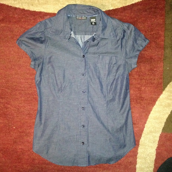 Denim color blouse - Picture 4 of 4